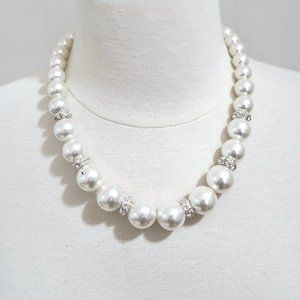 CHRISTINA COLLECTION chunky Faux pearl & crystal necklace